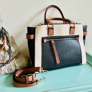 Fabulous three color faux leather purse